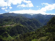 Vorschau: P4110124_Blick_auf_Ilha_Santana_Madeira_g